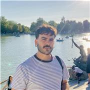 Profesor de Bellas Artes. Ofrezco clases especializadas según tus necesidades y para todas las edades. Escríbeme sin compromiso